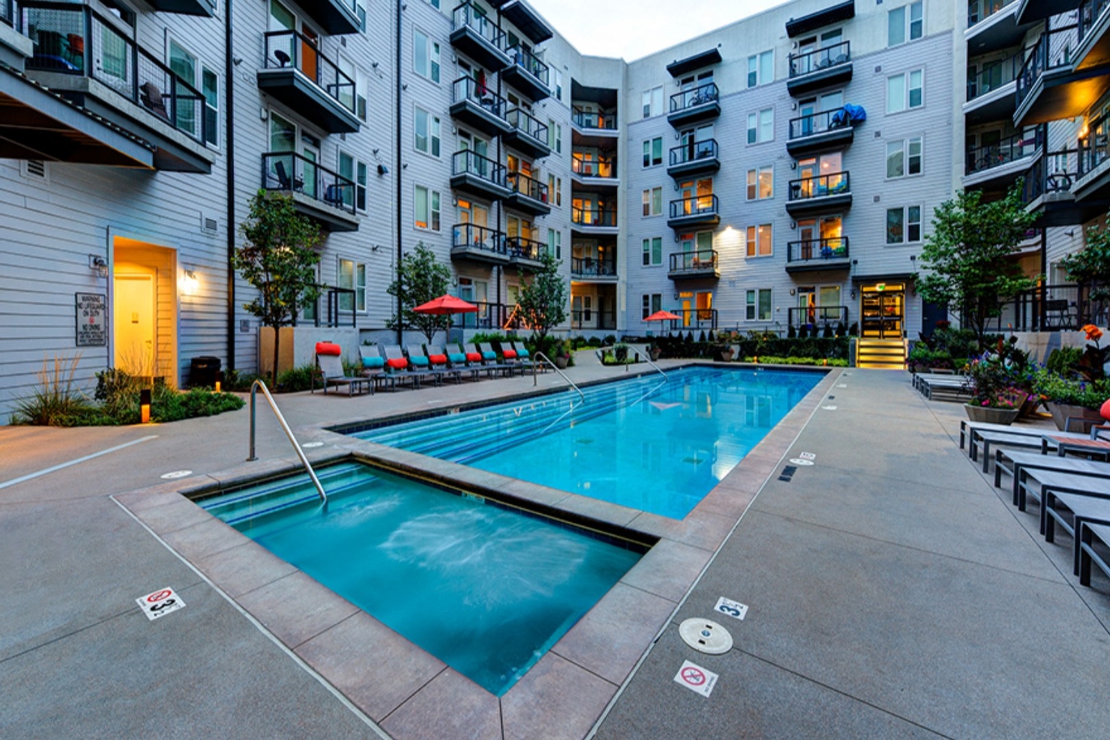 Pool and spa at Waterford Rino in Denver